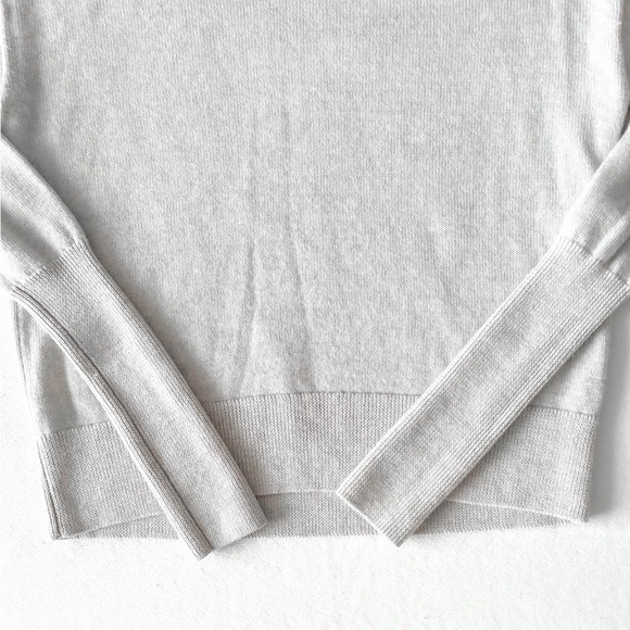 Wilfred Cyprie Sweater (Light Grey) - Picture 6 of 8